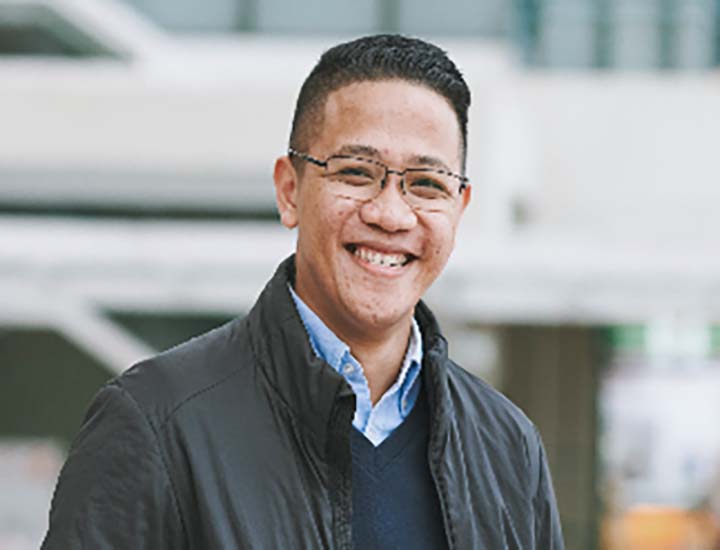 Dr. Norman Mendoza
