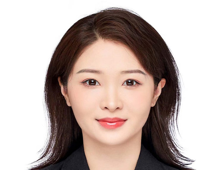 Miss Zhang Peiyao